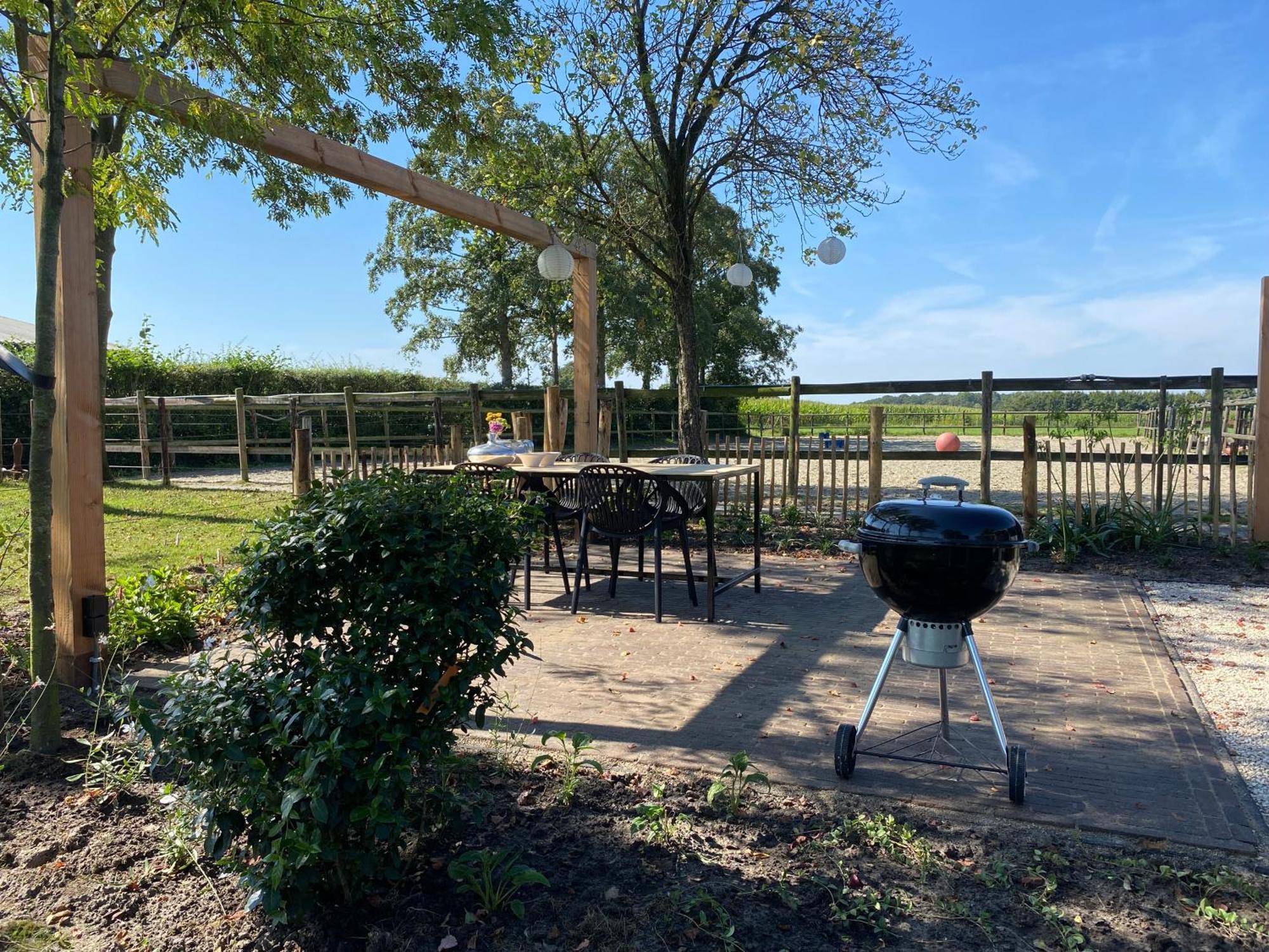 Slapen Bij Uppruna Chaam Exterior foto